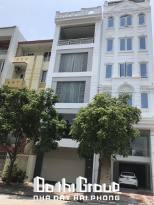 Cho thuê tầng 1 + 2 + 3 Tòa nhà 2 mặt đường (trước và sau) số 12 Trần Hoàn ( Lê Hồng Phong), trung tâm quận Hải An, Hải Phòng